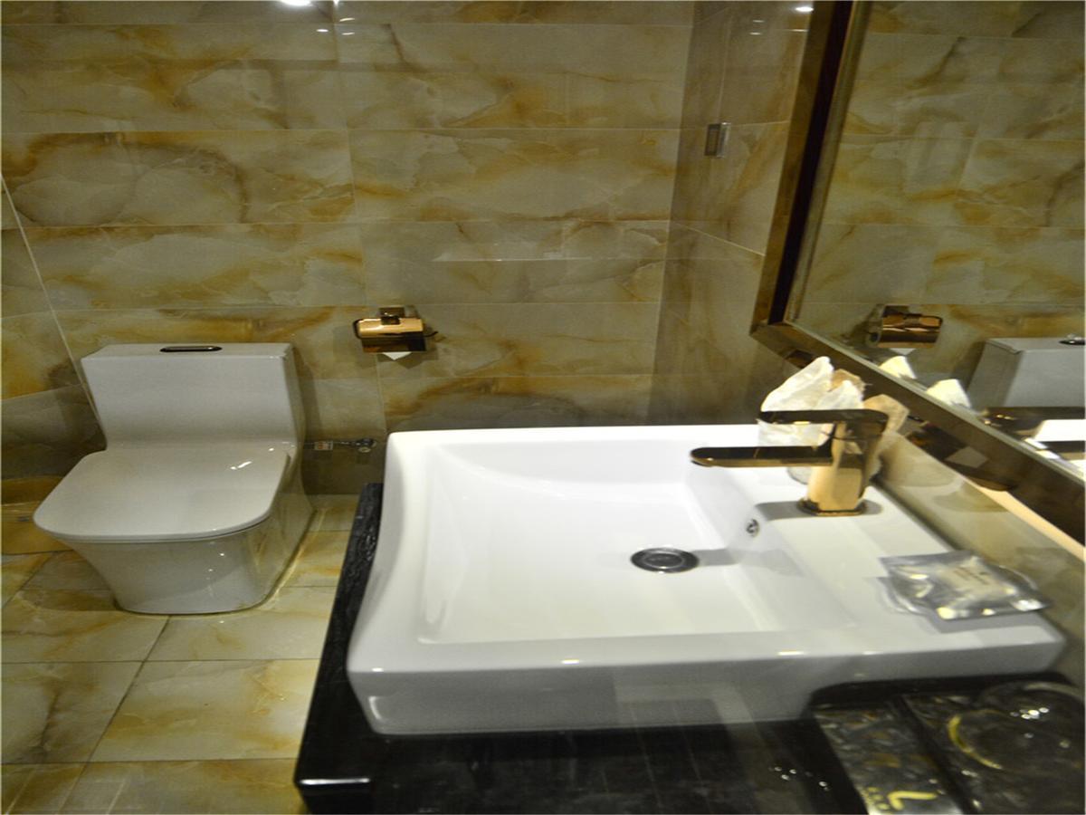 Lavande Hotel Wuhan Railway Station Εξωτερικό φωτογραφία