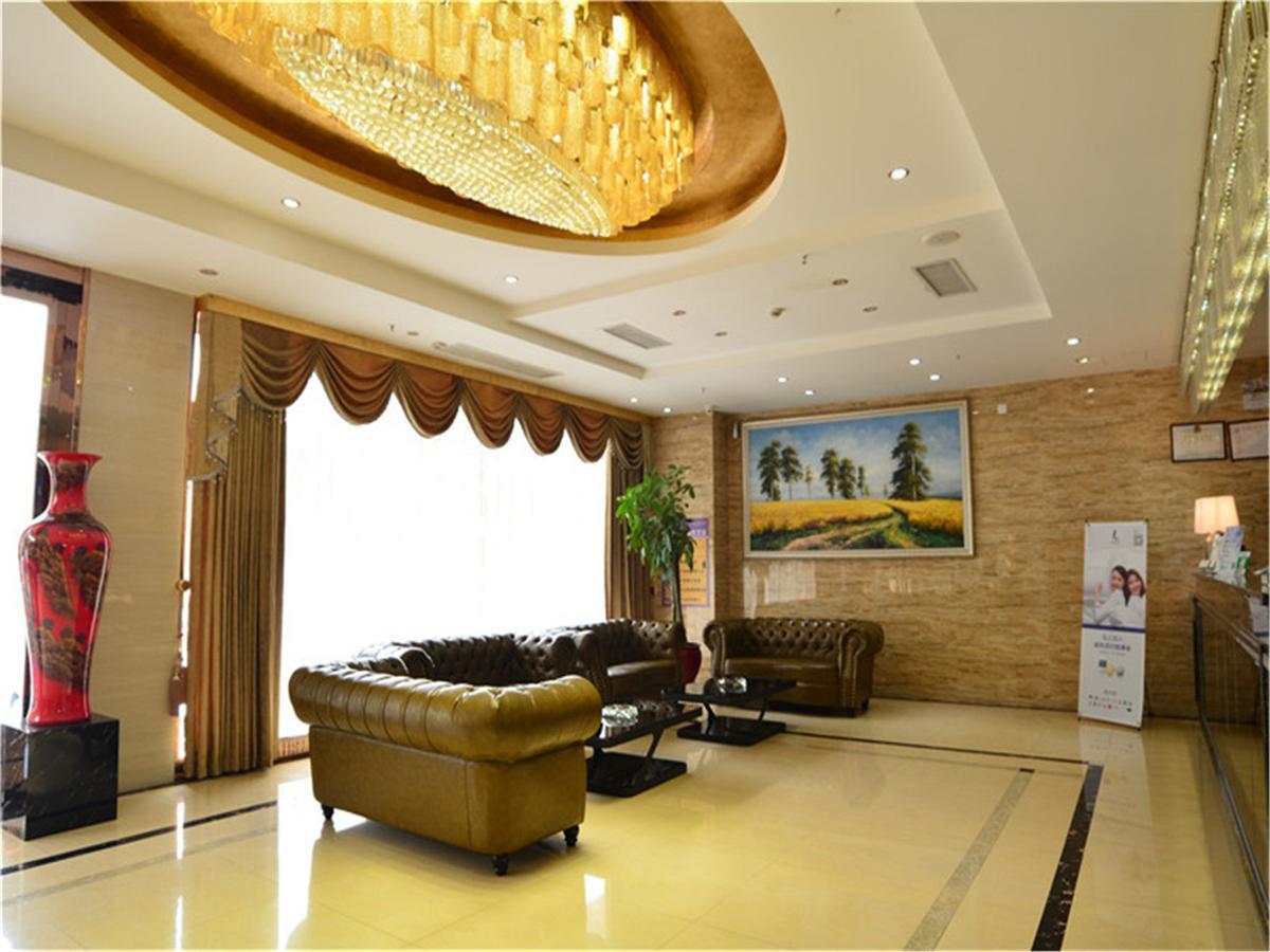 Lavande Hotel Wuhan Railway Station Εξωτερικό φωτογραφία